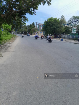 Ngộp vốn bán gấp lô đất ngay UBND Phường Mỹ Phước, Long Xuyên, An Giang, dt 100m2, SHR