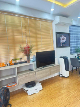 Nhà 5 tầng giá chỉ ngang giá đất trục kinh doanh sầm uất