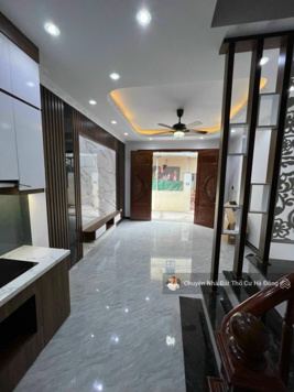 10 căn nhà đẹp, dt 30m2 - 60m2, xây 4-5 tầng, gần quốc lộ 6 Biên Giang Hà Đông, giá chỉ từ 2.2 tỷ.