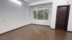 Cần bán nhà riêng xây dựng kiên cố 3 tầng thoáng DT 51.9m2 MT 5.19m