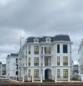 Cấn bán nhanh căn biệt thự đơn lập Eco City đường rộng 16m thoáng, đẹp. LH ngay 0963 012 339