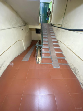 Bán nhà tập thể tầng 2, Nghĩa Tân: 80m2, 2PN, full đồ, giá 3.65 tỷ