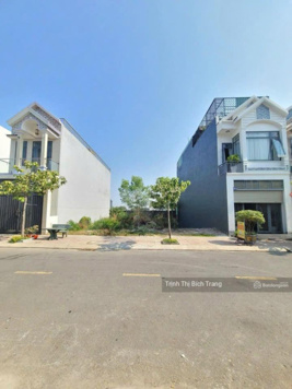 Bán đất đẹp KDC đường số 2, Long Hiệp, bến Lức gần sân bay Phúc Long Giá chỉ 580tr/120m2. Sổ sẵn.