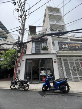 Bán gấp siêu phẩm tuyệt đẹp đón Tết! Nhà đầu hẻm Đường 6m CMT8, P.5, TB. 56m2, 4 tầng. Giá 14 tỷ 9