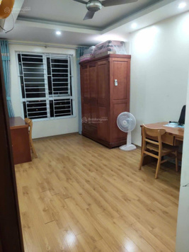 CHÍNH CHỦ CẦN BÁN GẤP CĂN HỘ THÔNG TẤN XÃ; 85m2, 2PN, 2WC, SĐCC.