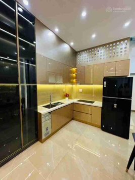 Bán Nhà 3 Tầng - 4 PN mới Kiệt Trưng Nữ Vương - TT Hải Châu gần cầu Rồng giá 3.x tỷ