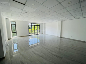 Shophouse Nguyễn Thị Nhung. Mặt tiền lớn, vị trí chiến lược, sẵn sàng khai thác kinh doanh!