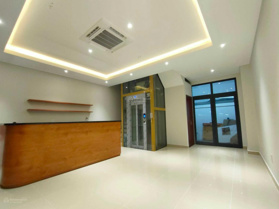 Chính chủ cho thuê shophouse nhà nguyên căn 4 tầng - 4 Pn - full đồ - có thang máy