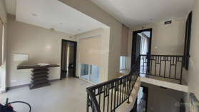 CC cần bán gấp căn villa biển Premier 4PN vip nhất, full NT, khai thác 1tỷ2/năm, sổ hồng lâu dài