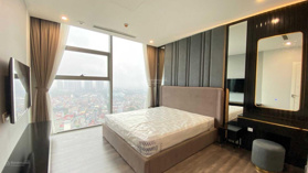 Chính chủ cho thuê căn hộ 3PN hoa hậu góc kính, có ban công rộng (142m2) full nội thất ở The Nine