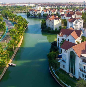 Bán căn biệt thự đầu hồi giá tốt nhất thời điểm hiện tại Vinhomes Star City