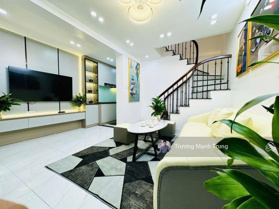 Bán nhà Đội Cấn, Ba Đình, lô góc, cách ô tô 50m, ngõ nông rộng ba gác, nhà đẹp ở ngay, 38.9m2*5T