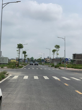 Chính chủ bán lô góc siêu đẹp tại khu dân cư Đồng Quỳnh, đối diện công viên giá chỉ nhỉnh 2 tỷ