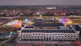 Cần tiền gấp nên tôi chấp nhận bán rẻ căn shophouse mặt đường QL39 trung tâm thị trấn Diêm Điền