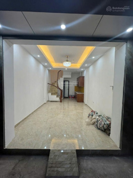 Bán nhà phố Nguyễn Cao - Hai Bà Trưng - kinh doanh - nhà đẹp - 30 m2 - 5 tầng