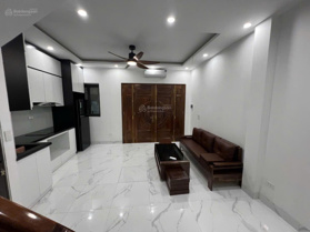 Cho thuê nhà nguyên căn full nội thất - Ngọc Thuỵ