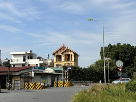 Siêu phẩm: NR Long Biên. MT 6m, vuông đẹp, 4 tầng 140m2, thiết kế công phu. Chủ nhà là CCCC. 5,5 tỷ