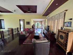Bán siêu villa nghỉ dưỡng 5 sao gần biển Mỹ Khê - Đà Nẵng, diện tích 450m2 villa 2 tầng