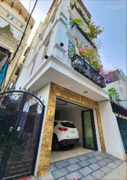 Cần bán nhà gần sân vận động Mỹ Đình, 6 tầng, có thang máy, gara ôtô, ngõ ôtô tránh, giá bán 5 tỷ x