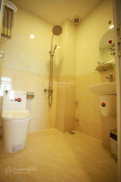 Cho thuê khách sạn thuê hẻm Nhà Chung, P3 trung tâm Đà Lạt, sẵn GPKD, PCCC, full nội thất