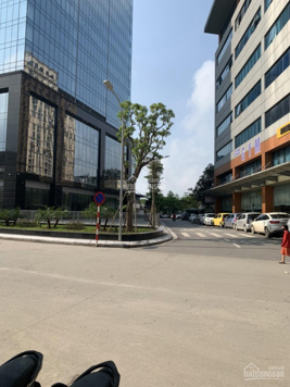 Cho thuê văn phòng Hoàng Cầu 65m2 giá 9 triệu (bao gồm phí dịch vụ) bàn giao ngay. LH: 0903 215 466