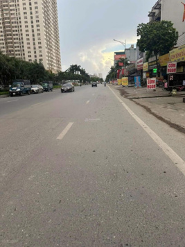 Bán gấp lô đất ngay thị trấn Trạm Trôi phân lô vỉa hè ô tô tránh, 100m2, 5m mặt tiền, chỉ 79tr/m2