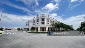 Cho thuê Shophouse góc 3 mặt tiền tại Đảo Phú Gia PC, 14x24m, 4 tầng, hoàn thiện ngoài thô trong