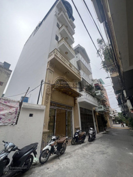 Siêu phẩm 8 tầng thang máy khu phân lô quân đội 918 - gara 4 ô tô nội thất tiền tỷ.