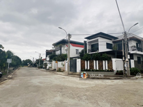 Đất tái định cư Diên An diện tích 100m2 - Đường bê tông 13m - Giá 1 tỷ 780 triệu