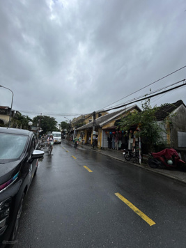 Cho thuê mặt tiền nhà cổ tại phố cổ Hội an. Đường Nguyễn Duy Hiệu. Ngang 6.5m. Rộng 100m2