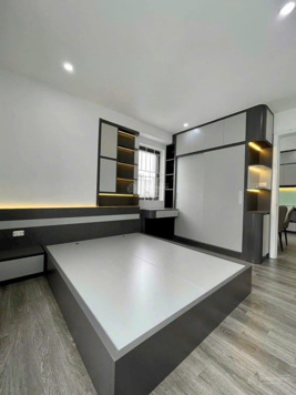 Hiếm! CCMN mới ngõ 1194 Đường Láng, full nội thất, nhận nhà ở ngay. DT 52m2, giá nhỉnh 1tỷ9