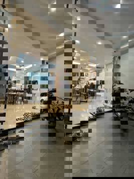 Bán nhà phố Yên Phụ, quận Tây Hồ 6 tầng, mặt tiền 4m, diện tích 45/50m2