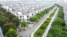 Bán gấp biệt thự Dương Nội, đường đôi vườn hoa, gần Lê Quang Đạo. LH 0983 983 448