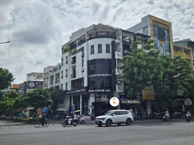 Cho thuê nhà góc 2MT 336 Phan Xích Long, Phú Nhuận - DT 4x15m, trệt 4 lầu