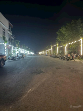 Bán gấp đất mặt đường lô góc tại Châu Phong - Liên Hà, đường 3 ôtô tránh, diện tích 87,2m2