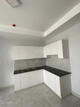 Bán căn hộ ngay chân cầu Nguyễn Tri Phương, chỉ 5 phút qua TT Quận 1, 51m2 2PN giá 2 tỷ 280