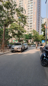 Bán nhà liền kề khu đô thị trung yên DT: 125m2 xây 5 tầng mặt tiền 5,1m , đường 2 xe ô tô tải tránh