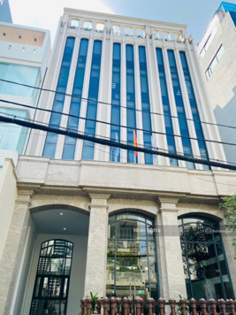 TÒA NHÀ MẶT TIỀN ĐƯỜNG KHU QUANG TRUNG 12X20M HẦM TRỆT 5 LẦU CHO THUÊ