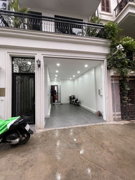 SIÊU PHẨM BIỆT THỰ KIM ĐỒNG – NHÀ MỚI ĐẸP ĐẲNG CẤP, FULL NỘI THẤT CAO CẤP – CHỈ 39 TỶ!