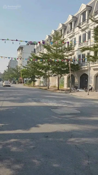 Bán nhà liền kề, cạnh đại học Thành Đô, giáp Quốc Lộ 32, Lai Xá, Kim Chung, Hoài Đức