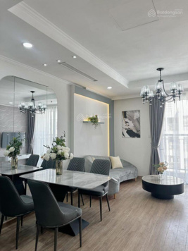 Giá tốt bán căn 2 ngủ tòa P9 Times City Hai Bà Trưng, giá 6.4 tỷ. LH 0979 702 442