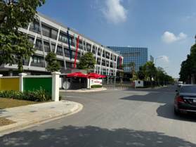 Bán biệt thự Cọ Xanh 2-173, DT 210m / đơn lập/ nhìn ra sông - công viên / căn góc. Giá 45 tỷ.