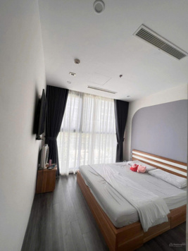 Chủ nhà bán gấp 2 căn cao cấp khu Tonkin 2N2VS và 3N2VS giá 71 tr/m2, Vinhomes Smart City