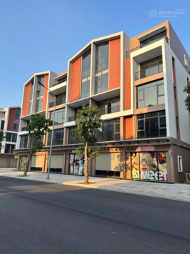 GIÁ TỐT NHẤT VINHOMES OCP3 -1CĂN SHOPHOUSE *HỮU HẠN,ĐỘC QUYỀN*KẾ CẠNH PHỐ BIỂN.