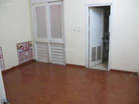 Bán nhà 2 tầng 87m2 mặt phố Hàng Bột. Giá 32 tỷ có thương lượng