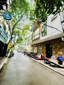 Bán tòa nhà phố Ngụy Như Kon Tum - lô góc - kinh doanh đỉnh - mặt tiền 15m x 7 tầng thang máy