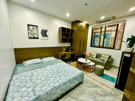 Bán CCMN Đống Đa 52m2 6 tầng chính chủ-thang máy-ba gác đỗ cửa-30m ra phố Đê La Thành-PCCC đủ