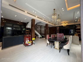 Cần bán nhanh căn góc 2 mặt tiền, khu Park Riverside,10x15m full nội thất đẹp/22 tỷ.LH:0939 833 633