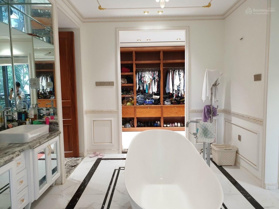 Bán khách sạn 45p - MT Bùi Thị Xuân, Q.1 - Hầm + 12 tầng (PCCC đầy đủ) - Gía: 110 tỷ