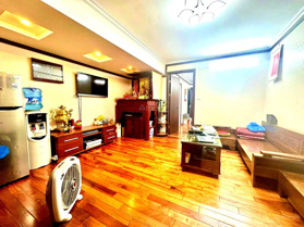 Siêu hiếm Nghĩa Tân - 70m2 - SĐCC - tầng 1 - ngõ thông - ba bước ra phố - nhà 2 mặt ngõ trước sau